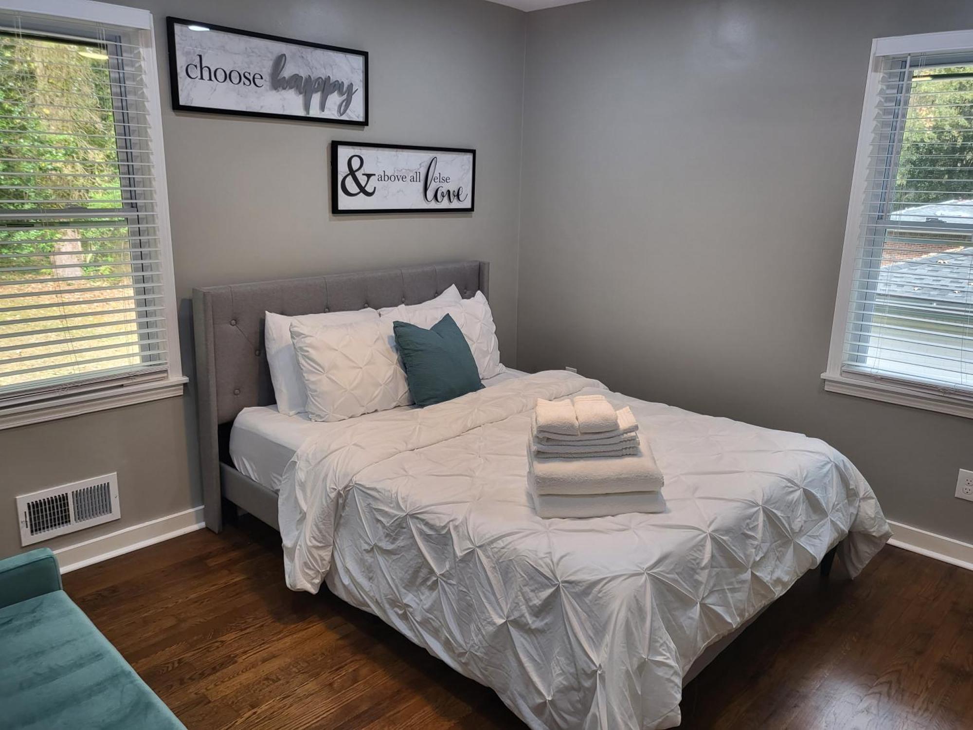 Rare Find! Private Heated Pool & Spa - Entire Home Near Atl City Center Atlanta Ngoại thất bức ảnh